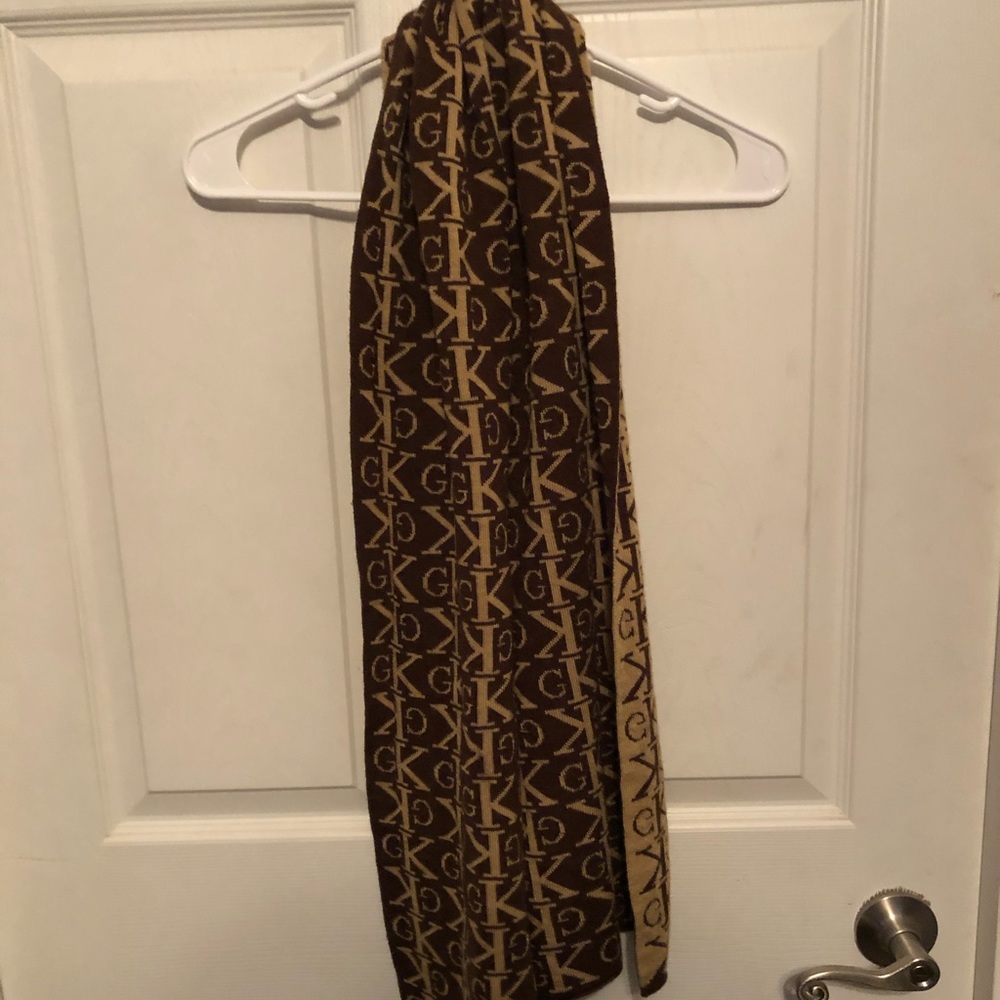 CK scarf